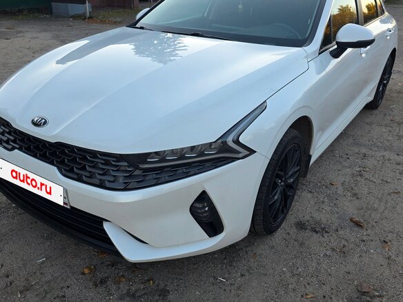 2020 Kia K5 III, белый - вид 11
