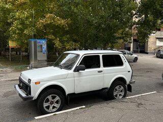 2008 Lada (ВАЗ) 2121 (4x4) I Рестайлинг, белый, 420000 рублей, вид 2