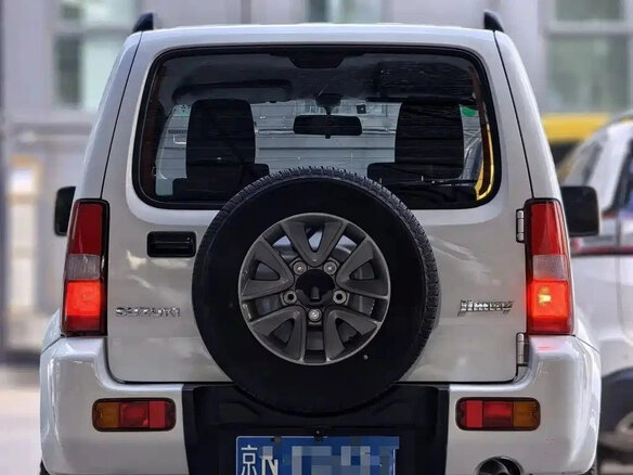 2018 Suzuki Jimny III Рестайлинг 2, белый - вид 4