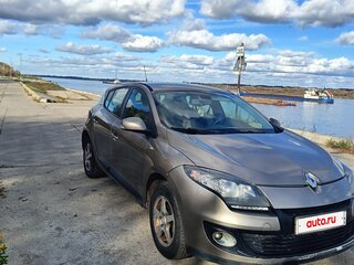2012 Renault Megane III Рестайлинг, бежевый, 600000 рублей, вид 1