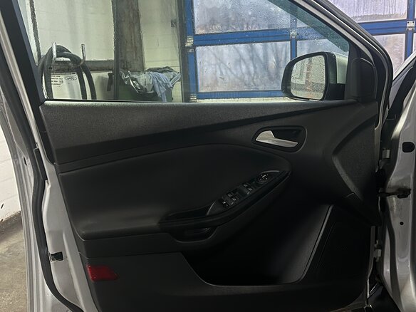 2012 Ford Focus III, серебристый, 780000 рублей - вид 8