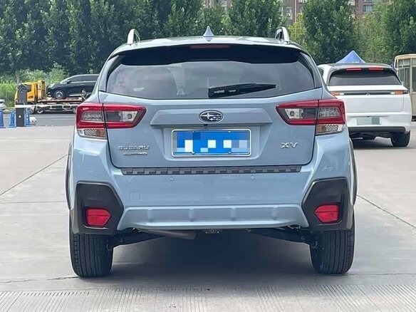 2022 Subaru XV II Рестайлинг, голубой - вид 4
