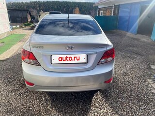 2014 Hyundai Solaris I, серебристый, 590000 рублей, вид 2