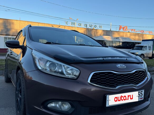 2013 Kia Ceed II, коричневый, 790000 рублей - вид 6