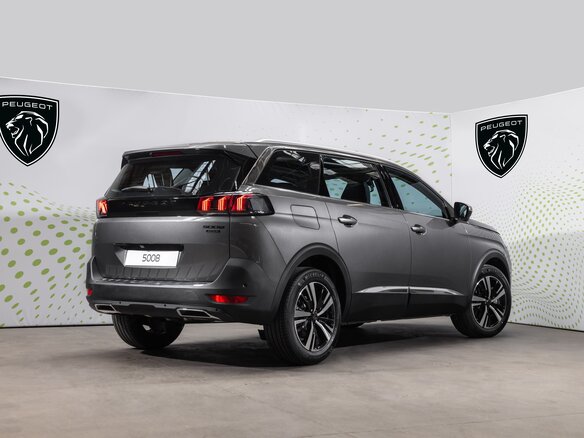 2026 Peugeot 5008 II Рестайлинг, серый, 4899000 рублей - вид 4