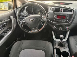 2013 Kia Ceed II, коричневый, 950000 рублей, вид 5