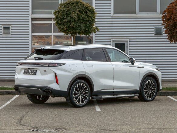 2023 Exeed RX (Yaoguang), белый, 2495000 рублей - вид 5