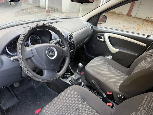2014 Lada (ВАЗ) Largus I, серебристый, 640000 рублей - вид 4