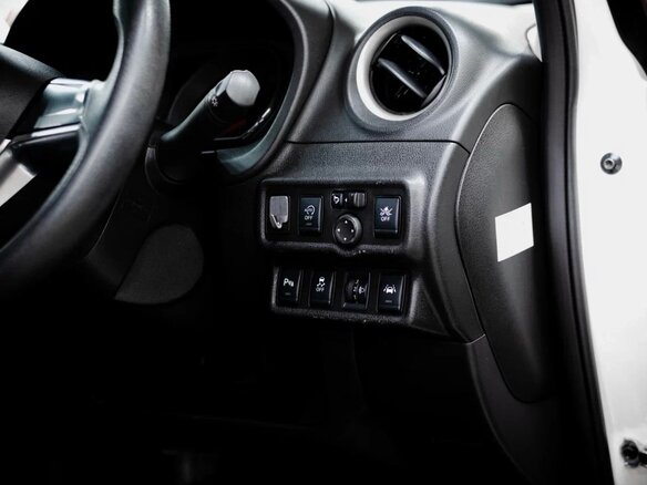 2020 Nissan Note II Рестайлинг, белый, 950000 рублей - вид 4