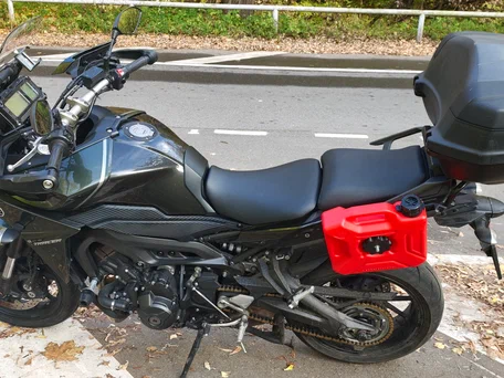 2018 Yamaha MT-09 Tracer (FJ-09), зелёный, 800000 рублей, вид 5