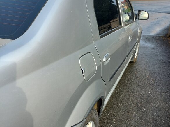 2013 Renault Logan I Рестайлинг, серебристый, 410000 рублей - вид 8