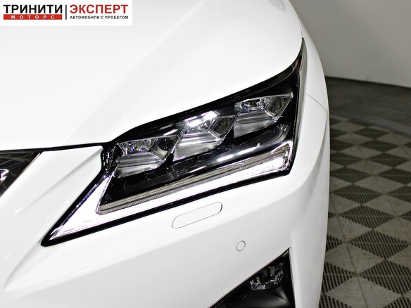 2018 Lexus RX 300 IV, белый, 4580000 рублей - вид 8