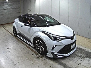 2023 Toyota C-HR I Рестайлинг, белый, 1945000 рублей, вид 2