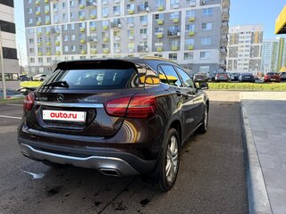 2017 Mercedes-Benz GLA 250 I (X156) Рестайлинг, коричневый, 2080000 рублей, вид 5