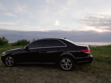 2014 Mercedes-Benz E-Класс 250 CDI IV (W212, S212, C207) Рестайлинг, чёрный, 1900000 рублей, вид 4