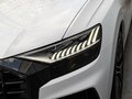 2021 Audi Q8 55 TFSI I (4M), белый, 9750000 рублей - вид 6