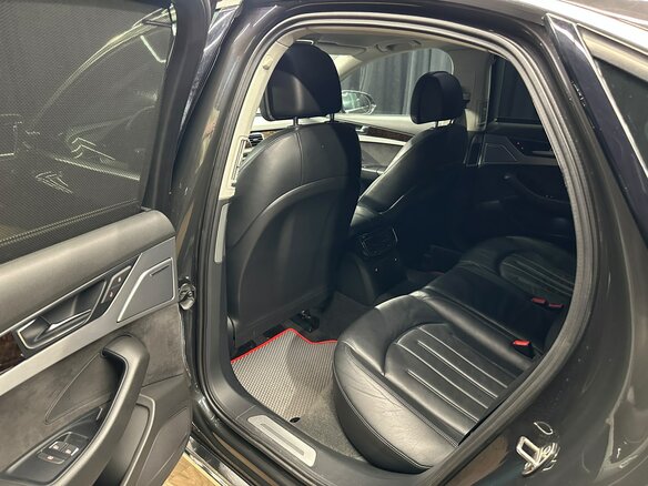2010 Audi A8 III (D4), серый, 1899000 рублей - вид 18