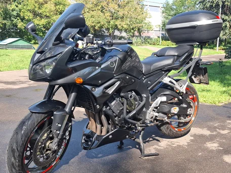 2009 Yamaha FZ1, чёрный, 550000 рублей, вид 1