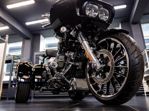 2023 Harley-Davidson Road Glide 3, чёрный, 3790000 рублей - вид 8
