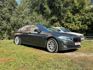 2013 BMW 5 серии 520i VI (F10/F11/F07), серый, 1860000 рублей, вид 1