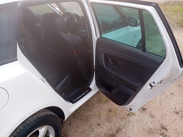 2012 Skoda Fabia II Рестайлинг, белый - вид 25