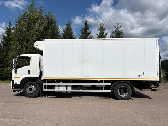 2018 Isuzu Forward (F-Series), белый, 2300000 рублей - вид 8