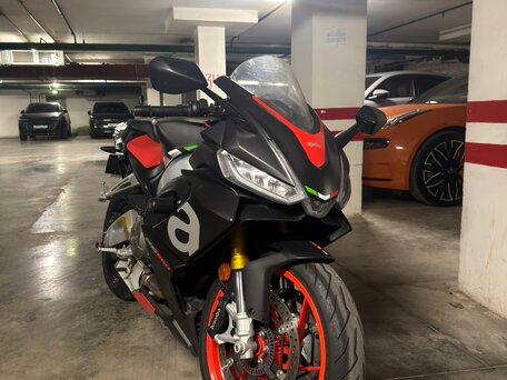 2021 Aprilia RS 660, чёрный, 900000 рублей, вид 4