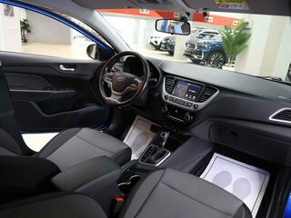 2017 Hyundai Solaris II, синий, 1350000 рублей, вид 5