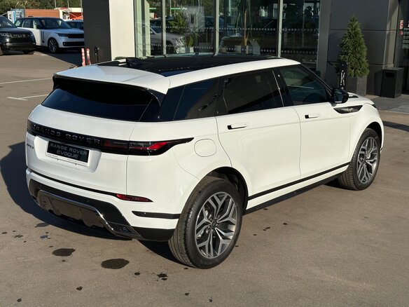 2025 Land Rover Range Rover Evoque L II Рестайлинг, белый, 6490000 рублей - вид 6