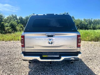 2022 Ram 1500 Crew Cab V, серый, 7290000 рублей, вид 4