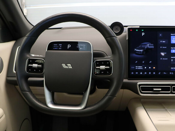2025 Li Auto (Lixiang) L7 52.3 kWh I Рестайлинг, чёрный, 7600000 рублей - вид 7