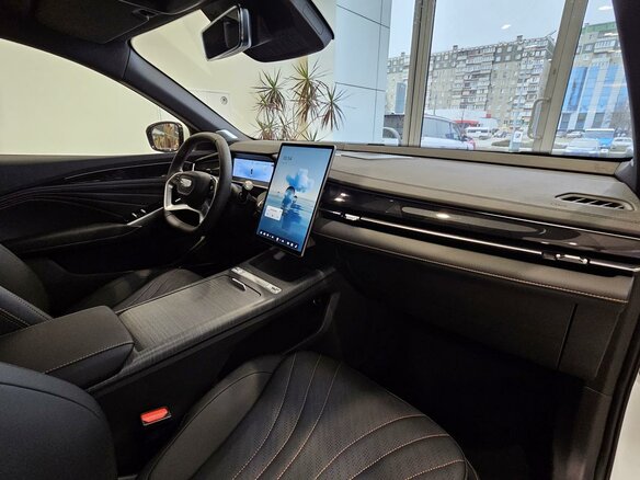 2026 Geely Preface I, белый - вид 21