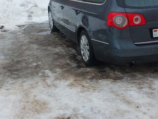 2010 Volkswagen Passat B6, серый, 700000 рублей, вид 4