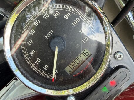 2013 Harley-Davidson Blackline, красный, 1500000 рублей, вид 5
