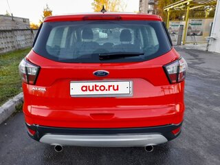 2018 Ford Kuga II Рестайлинг, красный, 1150000 рублей, вид 5