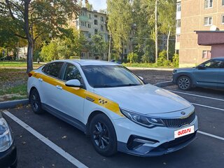 2019 Kia Optima IV Рестайлинг, белый, 900000 рублей, вид 3