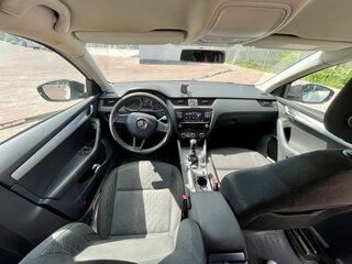 2019 Skoda Octavia III (A7) Рестайлинг, белый, 950000 рублей, вид 5
