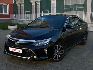 2013 Toyota Camry VII (XV50), чёрный, 1630000 рублей, вид 1