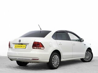 2016 Volkswagen Polo V Рестайлинг, белый, 929000 рублей, вид 4