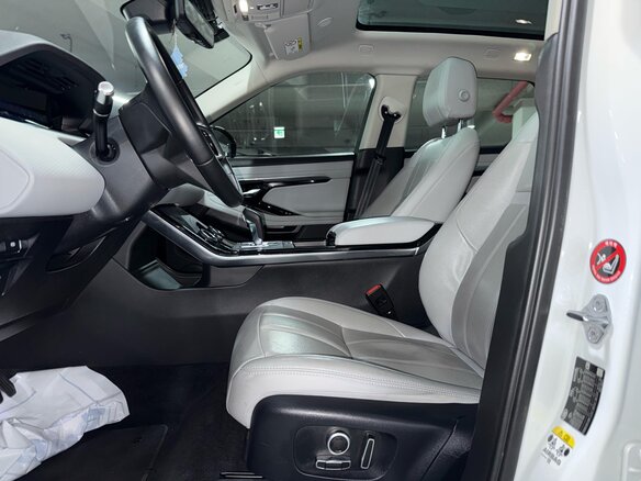 2021 Land Rover Range Rover Evoque II, белый, 3625000 рублей - вид 11
