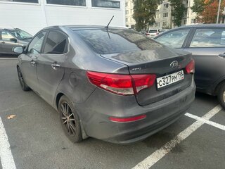 2015 Kia Rio III Рестайлинг, серый, 1119000 рублей, вид 3