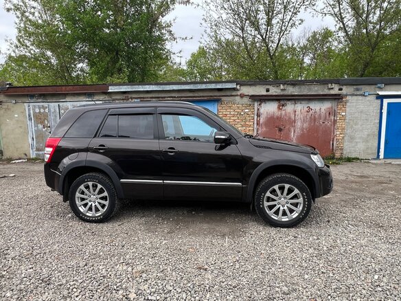 2013 Suzuki Grand Vitara II Рестайлинг 2, коричневый, 1650000 рублей - вид 2