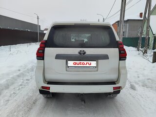 2018 Toyota Land Cruiser Prado 150 Series Рестайлинг 2, белый, 4600000 рублей, вид 5