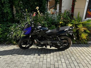 Bajaj Pulsar 180