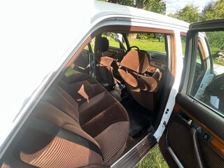 1987 Mercedes-Benz S-Класс 420 II (W126) Рестайлинг, белый, 840000 рублей, вид 5
