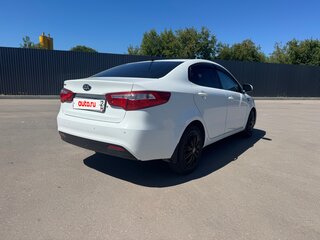 2014 Kia Rio III, белый, 790000 рублей, вид 5