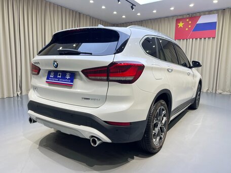 2022 BMW X1 Long 20Li sDrive II (F48) Рестайлинг, белый, 2277000 рублей, вид 4