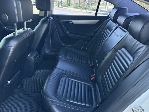 2012 Volkswagen Passat B7, белый, 999000 рублей - вид 26