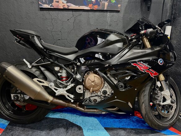 2021 BMW S 1000 RR, чёрный, 1650000 рублей - вид 3