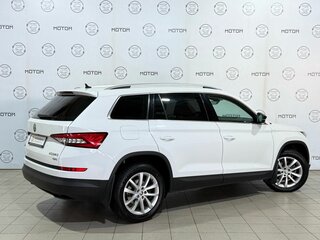 2018 Skoda Kodiaq I, белый, 1870000 рублей, вид 4
